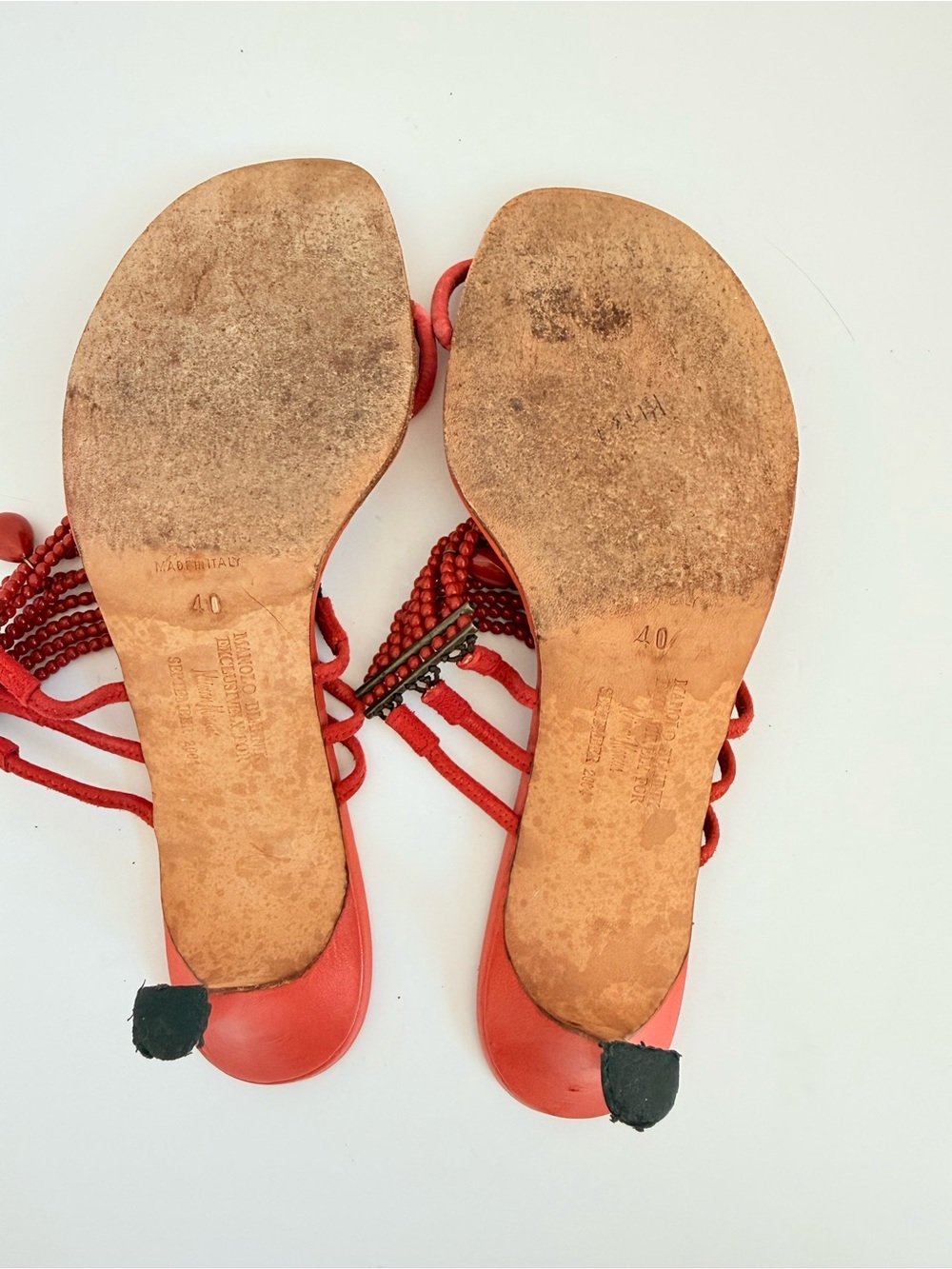 Rare Vintage Manolo Blahnik Red Beaded Toe Loop Heeled Sandals Y2K 40 - Picture 8 of 10